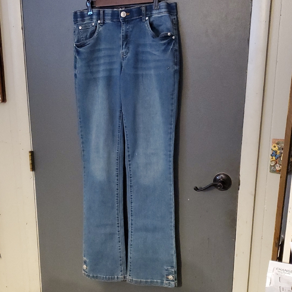 Blue Flare Wide Leg Jeans with Classic Denim Style